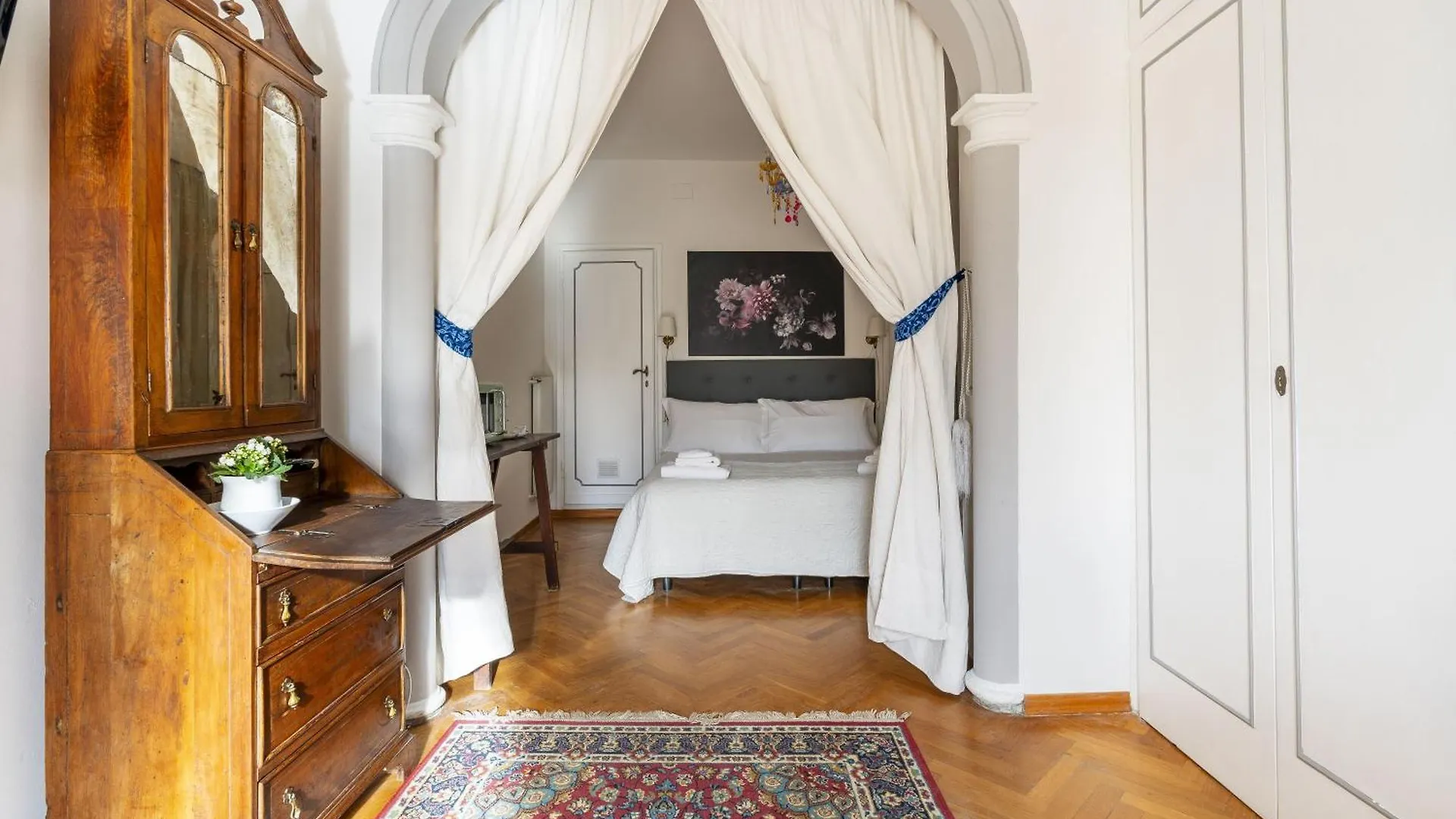 Acciaiuoli 18 Apartment Florence