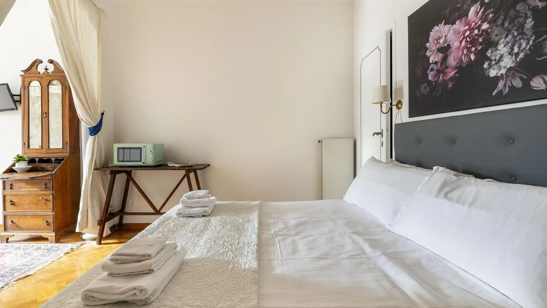 Acciaiuoli 18 Apartment Florence Italy